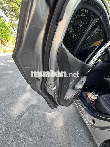 Mazda 3 Hatchback 2016 Bạc
