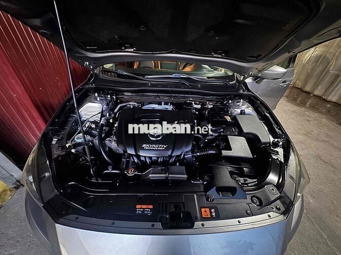 Mazda 3 Hatchback 2016 Bạc