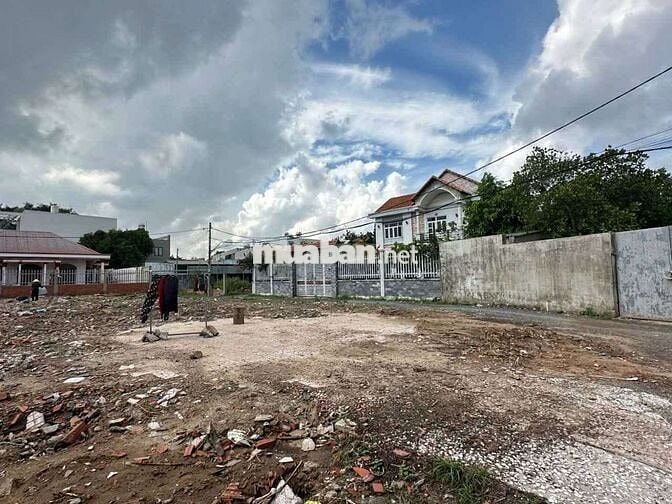 Bán Đất Thổ Cư Hẻm Xe Hới DT 5.5 x 19.5m Giá 2.6 Tỷ Dg N.T.Thử Xã XTS 