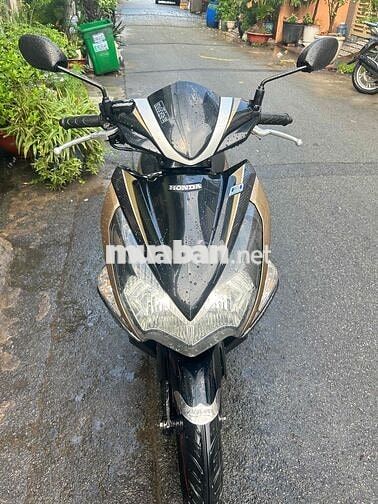 Honda Airblade FI 2013 máy siêu êm ngon. xe đẹp