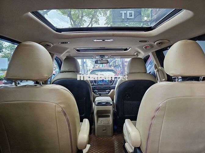 KIA Sedona 2019 3.3 Platinum  66.000 km