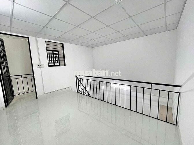 CHO THUÊ NHÀ NGUYÊN CĂN MỚI XÂY 1 TRỆT 1 LẦU CÓ BANCOL SIÊU RỘNG.