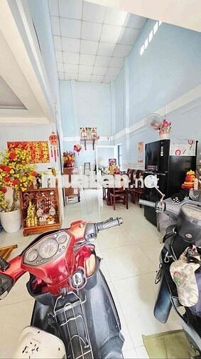 Hot, Bán gấp Nhà riêng Tỉnh Lộ 10, 54m2, 2 tầng, sát hẻm xe hơi chỉ 3t