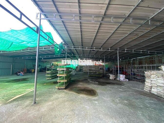 cho thuê kho xưởng 1000m2 giá 28tr