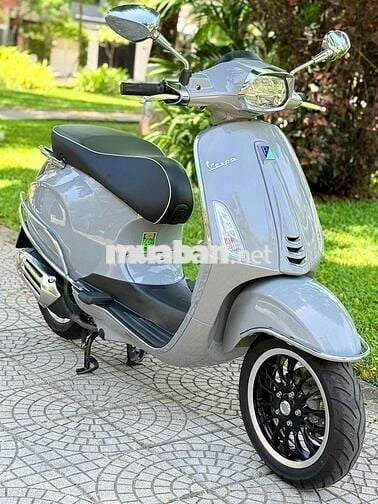 Piaggio Vespa Sprint 2025 Xám 3000 km