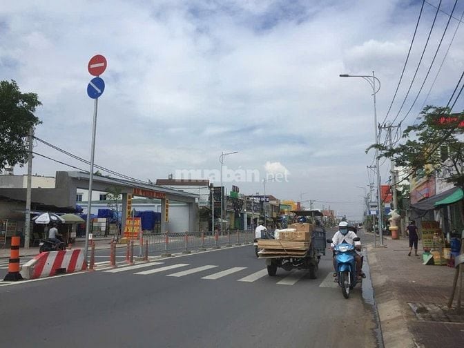 Bán nhà Mặt tiền Đặng Thúc Vịnh-- Buôn bán kinh doanh- rộng 4m