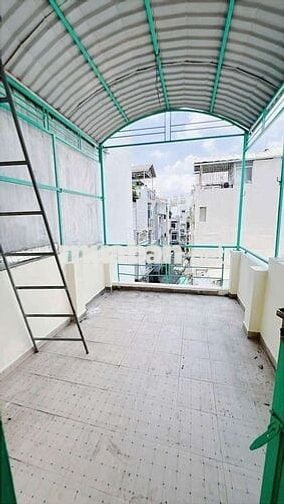 MẶT TIỀN ĐƯỜNG SỐ Q4- 38m2- 5 TẦNG ĐÚC- HOÀN CÔNG ĐỦ