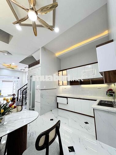 NHÀ MỚI ĐẸP HẬU GIANG - TRUNG TÂM QUẬN 6 - 4,5x12M, 3 TẦNG