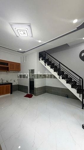 NHÀ SÁT KINH DƯƠNG VƯƠNG ,ĐƯỜNG NGUYỄN TRỌNG TRÍ .Q BT ( TDTSD25M2) .
