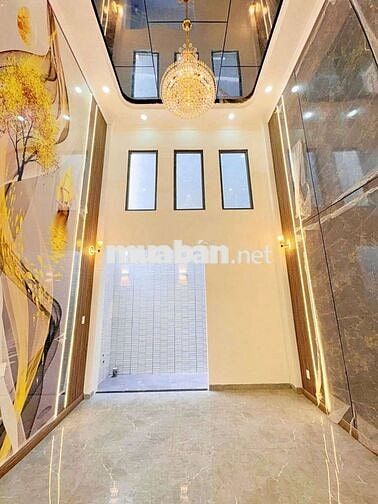 Cho thuê nhà 4 tầng cạnh Vạn Phúc City, 60m2 , HXH, giá 18 triệu 