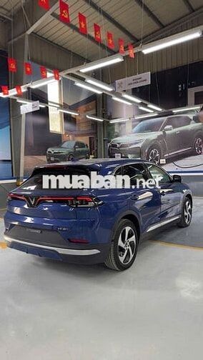 VinFast VF8 S 2024 Xanh SUV