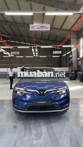 VinFast VF8 S 2024 Xanh SUV