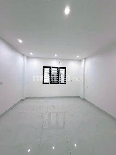 NHÀ MỚI, ĐƠN LẬP, GẦN PHỐ, 40M2, GIÁ NHỈNH 4 TỶ