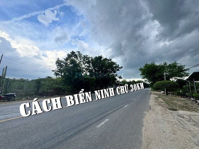 Bán đất Quốc lộ 27A, 6336 m2 view sông, 3,965 tỷ, giá siêu rẻ chỉ 620k