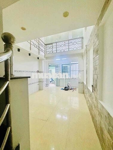 nhà vượng khí TRẦN XUÂN SOẠN, Q7 – GIÁ 4,3 TỶ cần tìm chủ mới