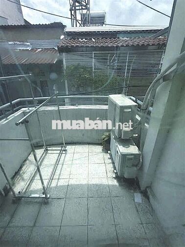 CÁCH MẠNG THÁNG 8 GIÁP Q3 – 21M2 – 2 TẦNG – HẺM THÔNG – CHỈ 2 TỶ7 TL