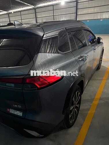 Toyota Corolla Cross Xám