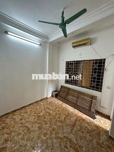 Cho thuê hà Giếng Mứt - Bạch Mai - 32m2 - 4 tầng - 4 ngủ