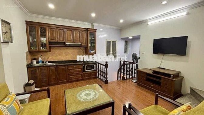 Cho thuê nhà Cảm Hội - Lò Đúc - 22m2 - 4 tầng