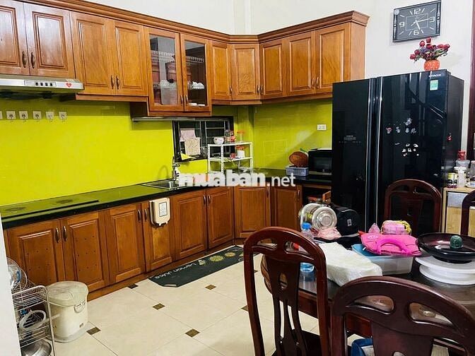 Chi thuê nhà 281 Trần Khát Chân -56m2 - 4 tầng - Bãi ô tô ngày đêm