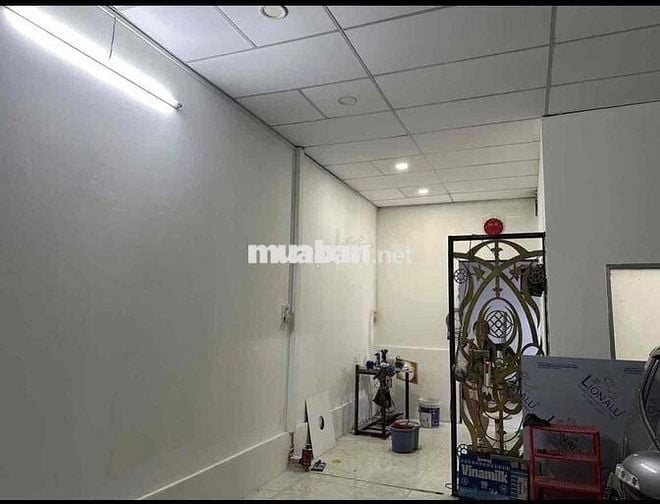 nhà nguyên căn giá rẻ gần trạm y tế hưng long