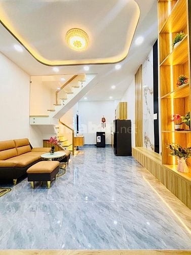 Nhà chính chủ mới xây cần bán tại quận 6