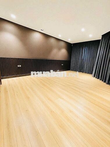 SIÊU PHẨM CĂN GÓC ỐP KÍNH - 176C Đặng Văn Ngữ, P.10, PN - DTSD 400m2