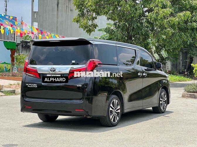 Toyota Alphard 2023 Đen 72 ngàn km