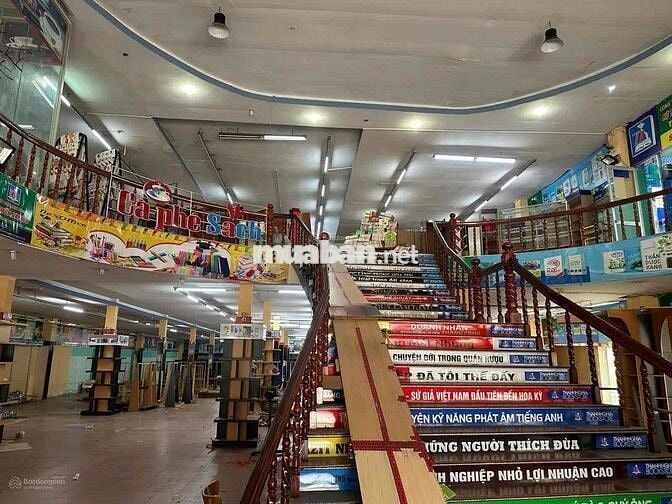 cho thuê nhà mặt tiền Huỳnh Tấn Phát