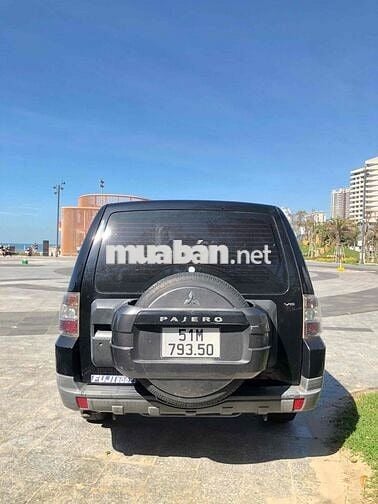 Mitsubishi Pajero V93 Xăng Đen Mới