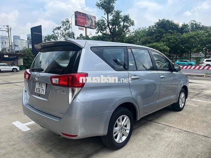 Toyota Innova 2.0E 2018 75.000km Bạc