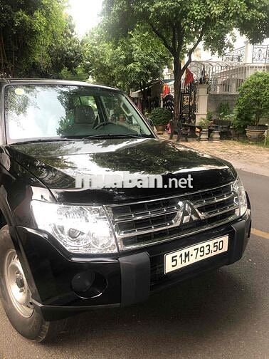 Mitsubishi Pajero V93 Xăng Đen Mới