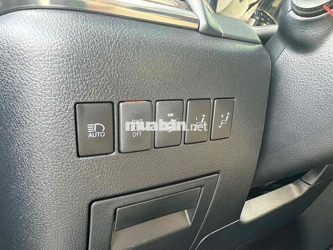 Toyota Alphard 2023 Đen 72 ngàn km