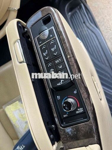 Toyota Alphard 2023 Đen 72 ngàn km