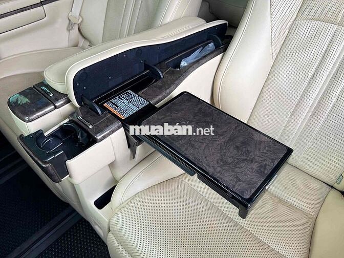 Toyota Alphard 2023 Đen 72 ngàn km