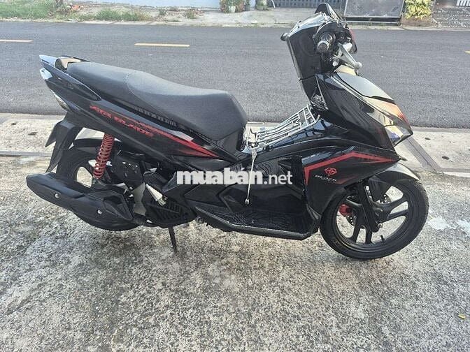 Honda Air Blade Đặc biệt 2019 Đen 26000 km