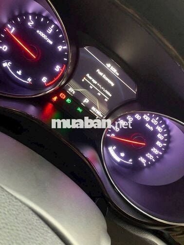 Kia Sedona 2021 Dầu 80.000 Km Đen