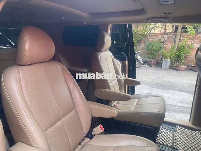 Kia Sedona 2021 Dầu 80.000 Km Đen
