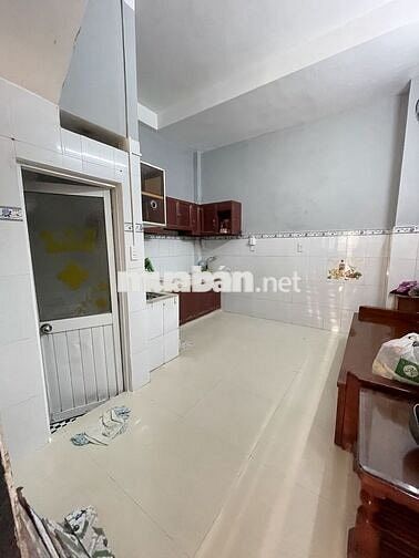 Nhà nguyên căn hẻm 5m P. Tây Thạnh 4x10 1 lầu mới sơn