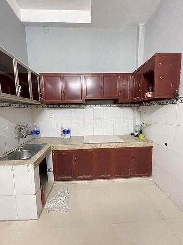 Nhà nguyên căn hẻm 5m P. Tây Thạnh 4x10 1 lầu mới sơn