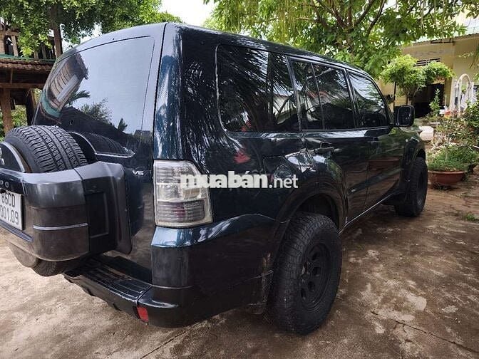 Mitsubishi Pajero V93 2007 Xanh đen 5 chỗ