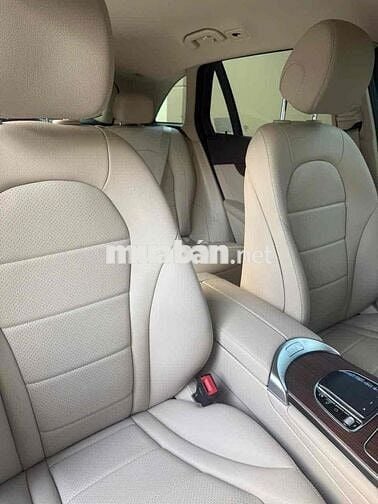 Mercedes Benz GLC 2022 200 4MATIC - 20582 km