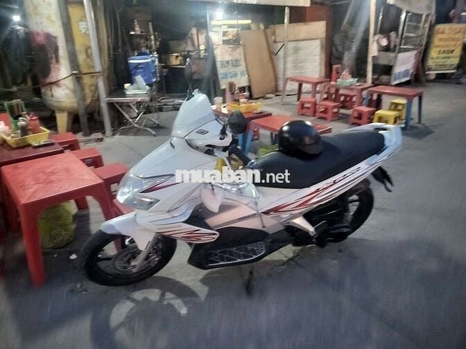 Honda Air Blade Trắng fi