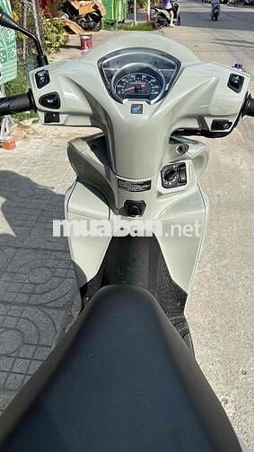 Honda Vision 2024 Xám xi măng ( hỗ trợ góp )