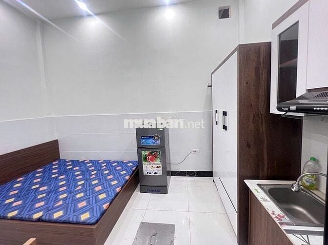 Chính chủ cần cho thuê căn hộ khép kín tại Đường Láng - Đống Đa