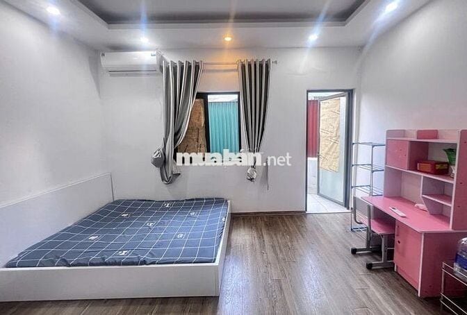 Chính chủ cho thuê CC mini 20m2, Giá 4,5 triệu, ngõ 562 Đường Láng