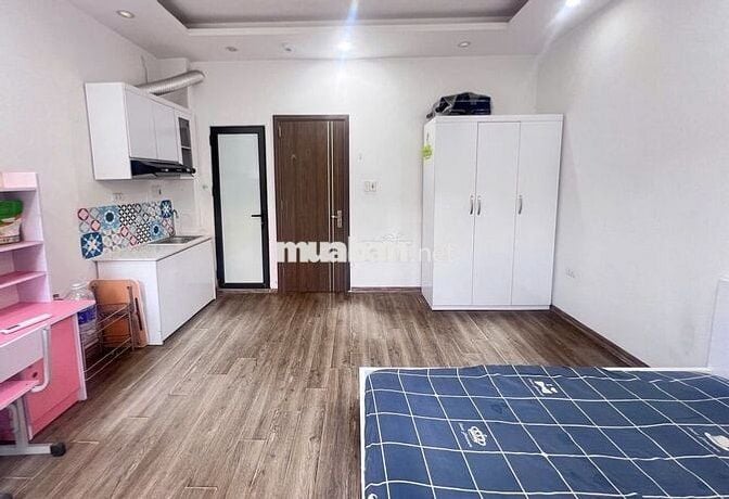 Chính chủ cho thuê CC mini 20m2, Giá 4,5 triệu, ngõ 562 Đường Láng