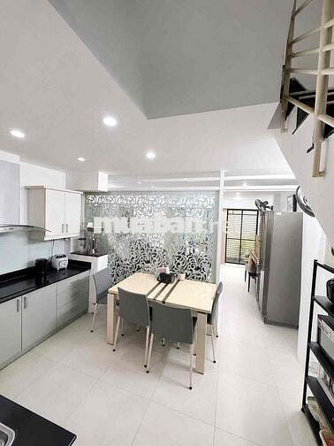 Nhà Giá Ngộp Đường Nguyễn Thái Bình,P.NTB,Quận1.Giá 7tỷ380/58,5m2.SHR.