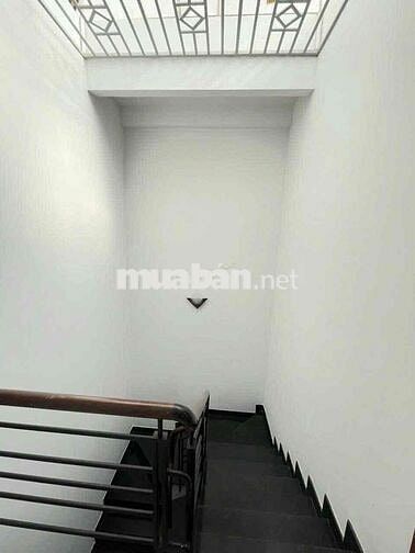 🍀Cho thuê nhà Hương Lộ 2 . Fun nội thất.BTân