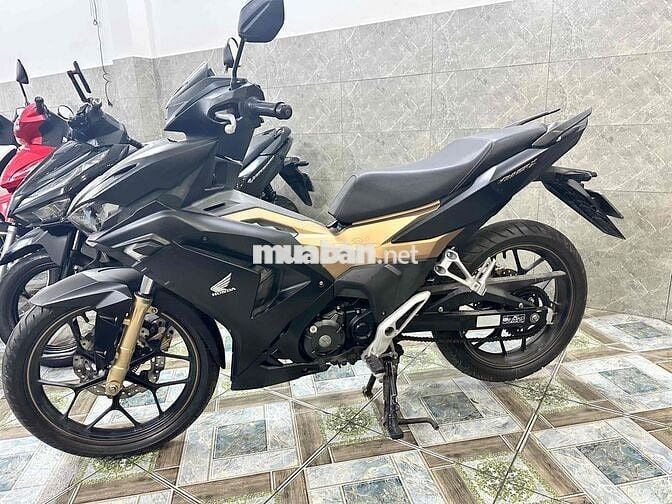 Honda Winner V3 2022 Đen 9,900km Hậu Giang